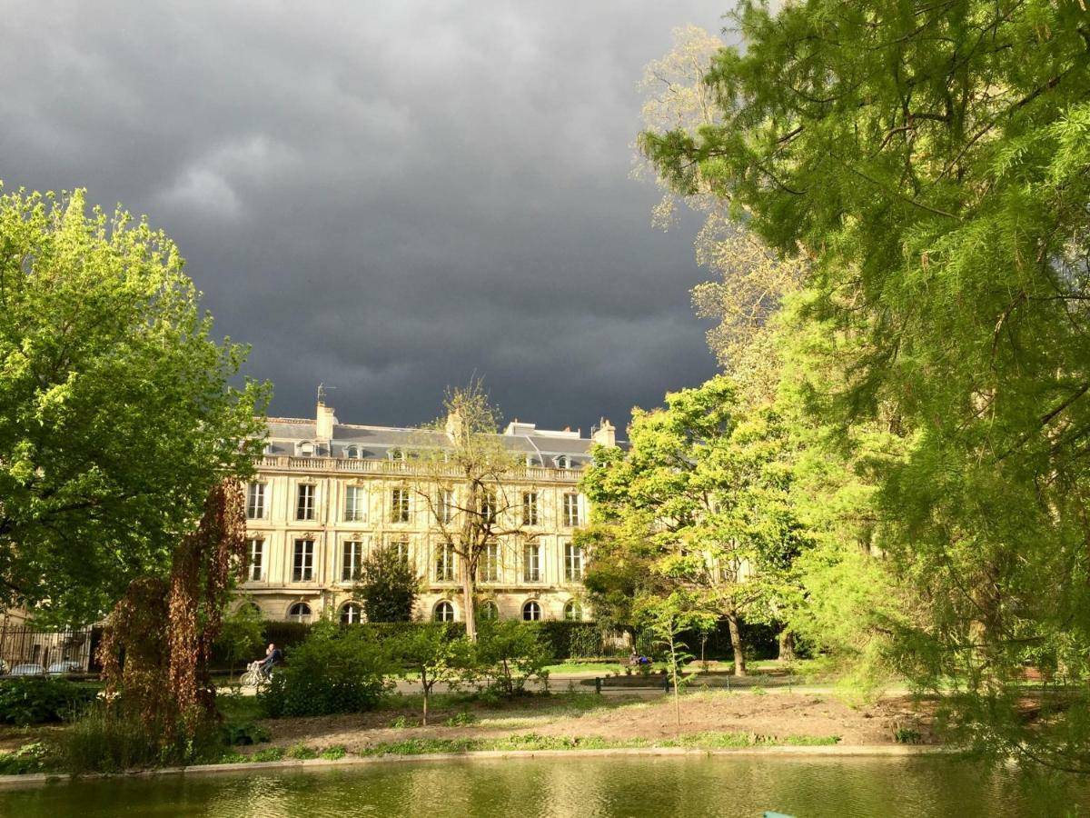 Romance Au Coeur De Bordeaux / Jardin Public Bagian luar foto