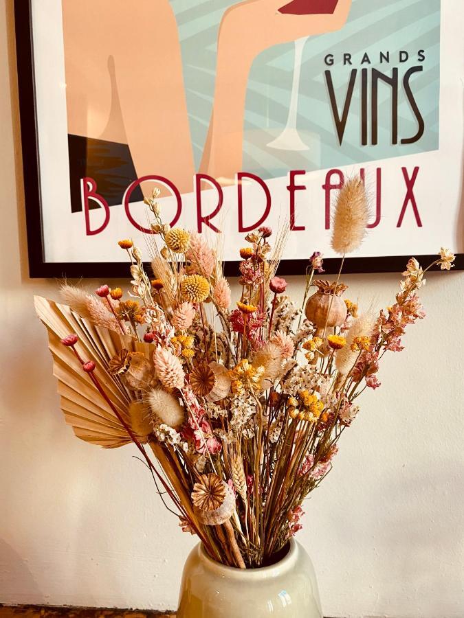 Romance Au Coeur De Bordeaux / Jardin Public Bagian luar foto